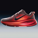 Nike Vomero 18 - Laranja/Vermelho