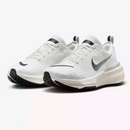 Nike Invincible Run 3 - Branco/Preto