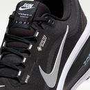 Nike Vomero 18 GORE-TEX - Preto/Branco