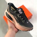 Nike Vomero 18 GORE-TEX - Preto/Rosa Claro