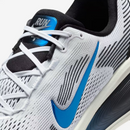 Nike Vomero 18 - Branco/Photoblue