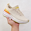 Nike Invincible Run 3 - Bege/Branco
