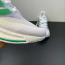 Adidas Ultraboost Light 23 Branco com Verde
